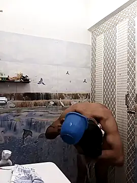 Snapshot of HorriblePastry chatting on January 12, 8:19 am HorriblePastry online show from January 12, 8:19 am