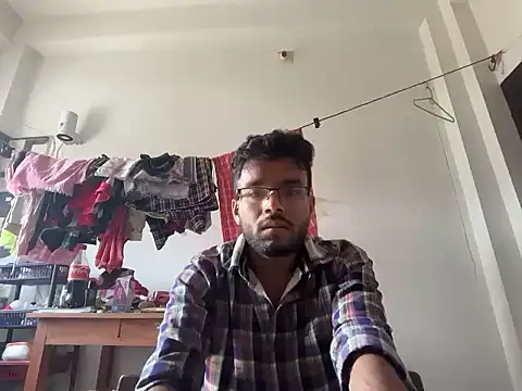 Snapshot of HorriblePastry chatting on January 14, 5:24 am HorriblePastry online show from January 14, 5:24 am