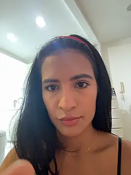 I am kat online show from December 21, 8:05 pm