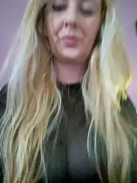 VictoriaMiami online show from February 8, 11:46 am