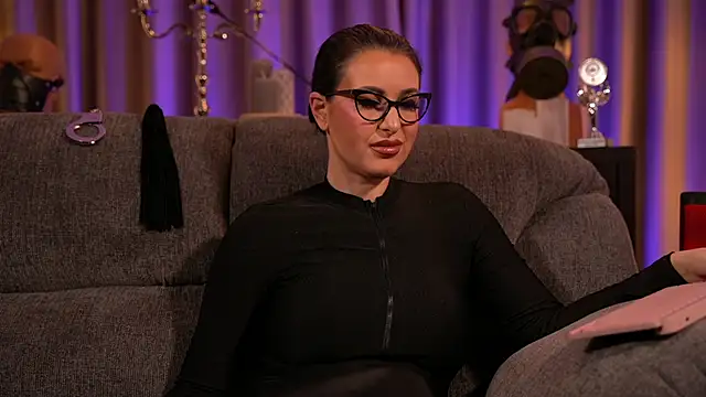 kelly kent online show from January 24, 3:00 am