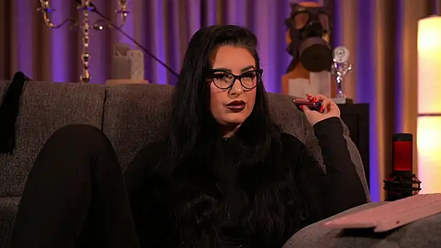 kelly kent online show from January 28, 9:40 pm