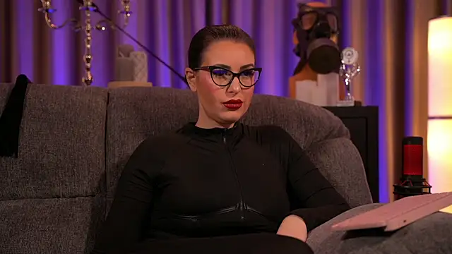 kelly kent online show from January 30, 10:30 pm