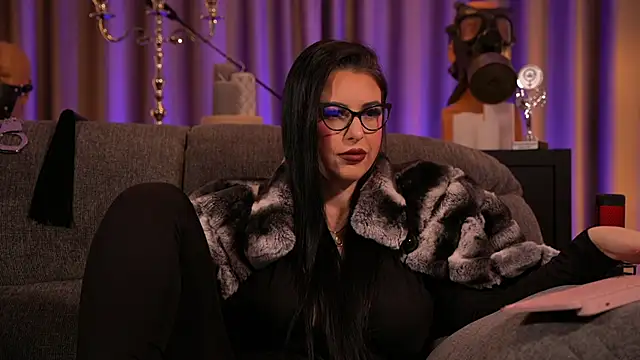 kelly kent online show from February 11, 4:22 am