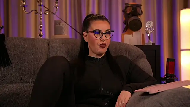 kelly kent online show from February 13, 7:35 am