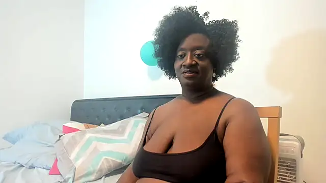 Katiefyi online show from April 20, 12:02 am