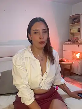 Freyja soh online show from February 11, 1:20 am