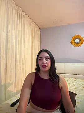 Snapshot of Freyja_soh chatting on July 17, 10:47 pm Freyja soh online show from July 17, 10:47 pm