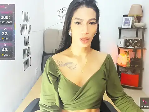 Trixie Mattel21 online show from March 2, 12:46 am