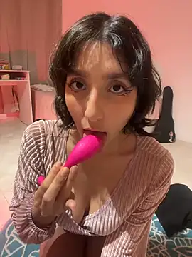 aurora xoxo online show from December 13, 4:43 am