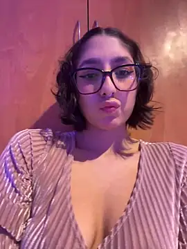 aurora xoxo online show from December 15, 3:24 am