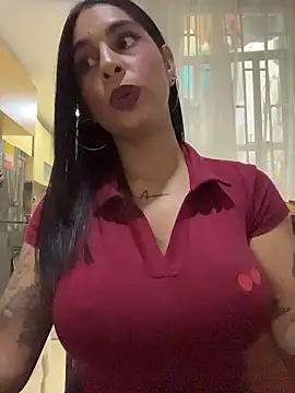 Snapshot of charlotte_stevenss_ chatting on June 13, 4:49 pm charlotte stevenss online show from June 13, 4:49 pm