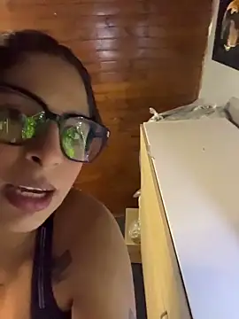 Snapshot of charlotte_stevenss_ chatting on July 6, 3:03 pm charlotte stevenss online show from July 6, 3:03 pm