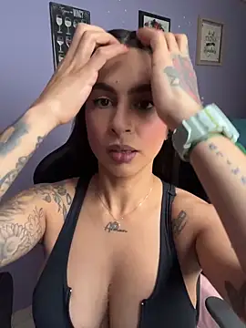 Snapshot of charlotte_stevenss_ chatting on July 12, 3:14 pm charlotte stevenss online show from July 12, 3:14 pm