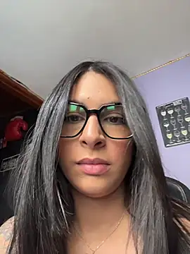Snapshot of charlotte_stevenss_ chatting on July 18, 4:00 pm charlotte stevenss online show from July 18, 4:00 pm