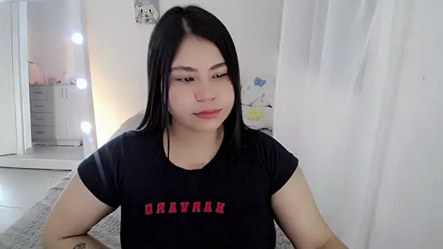 Youlittlepervertt  online show from May 10, 9:25 am