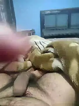 Deshilund9 online show from December 11, 6:42 pm