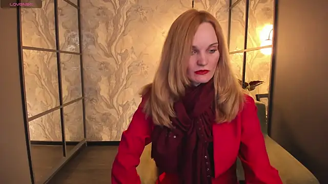 SaraSubtlety online show from December 13, 7:53 pm