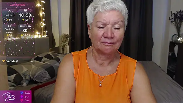 roxana brooks online show from May 26, 11:39 am