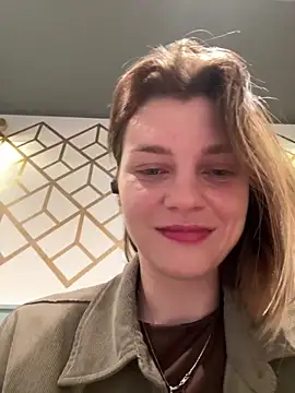 Snapshot of ValenciaShock chatting on June 19, 7:34 am ValenciaShock online show from June 19, 7:34 am