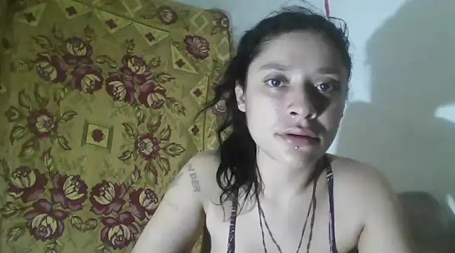 Snapshot of TamaraNauthy chatting on December 13, 11:06 pm TamaraNauthy online show from December 13, 11:06 pm