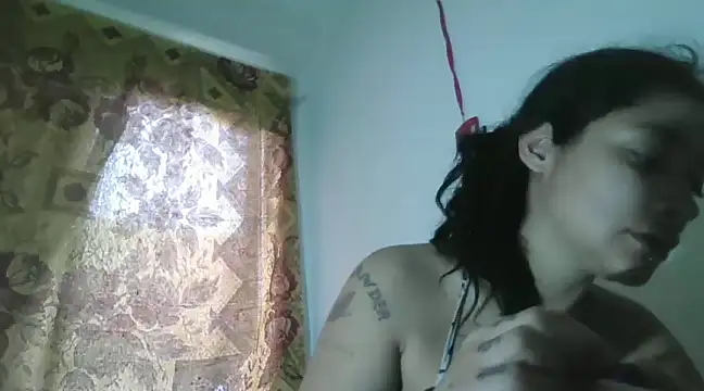 Snapshot of TamaraNauthy chatting on December 21, 1:42 pm TamaraNauthy online show from December 21, 1:42 pm