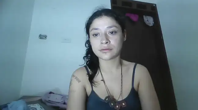 Snapshot of TamaraNauthy chatting on January 3, 6:57 pm TamaraNauthy online show from January 3, 6:57 pm