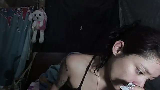 Snapshot of TamaraNauthy chatting on February 7, 2:54 pm TamaraNauthy online show from February 7, 2:54 pm