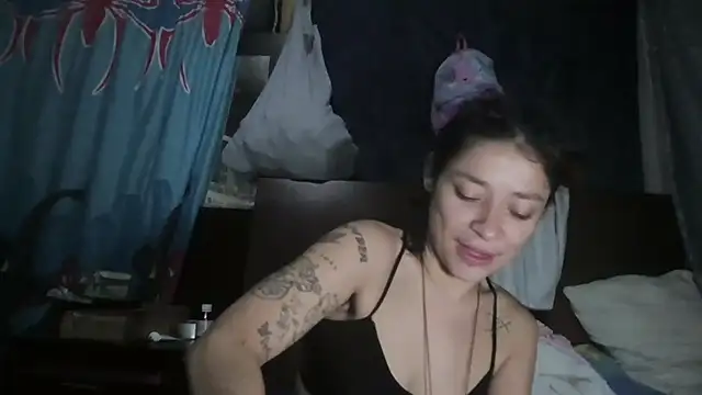 Snapshot of TamaraNauthy chatting on February 25, 10:52 pm TamaraNauthy online show from February 25, 10:52 pm