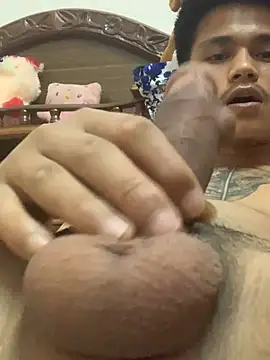 Hullax online show from March 7, 4:37 pm