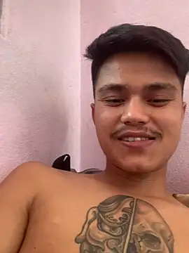 Hullax online show from April 19, 5:07 am