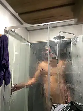 juniiorre online show from April 1, 7:55 pm