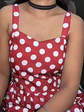 SCHOOL Girl 0 online show from July 23, 5:44 pm