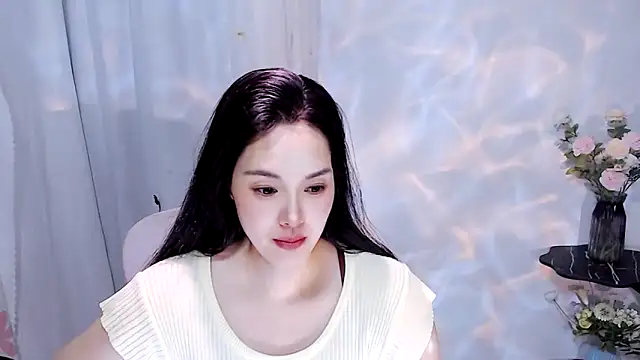 SHY- -girl online show from June 9, 3:07 am