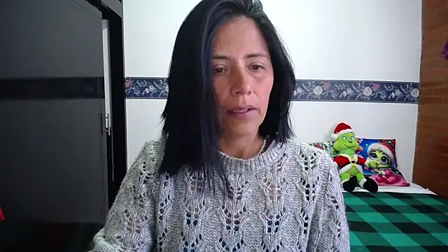 Snapshot of sharoon_cheerry chatting on January 7, 2:52 pm sharoon cheerry online show from January 7, 2:52 pm