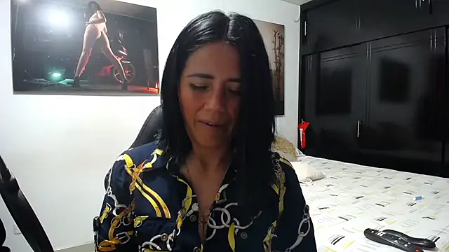 Snapshot of sharoon_cheerry chatting on February 19, 5:53 pm sharoon cheerry online show from February 19, 5:53 pm