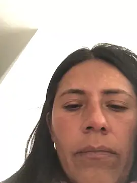 Snapshot of sharoon_cheerry chatting on March 18, 4:10 pm sharoon cheerry online show from March 18, 4:10 pm