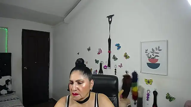 mature bigboobs10 online show from December 19, 3:57 am