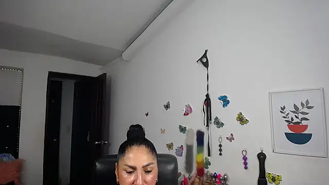 mature bigboobs10 online show from March 18, 4:15 am