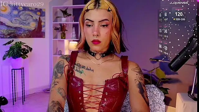 kitty pruu online show from February 6, 10:21 pm