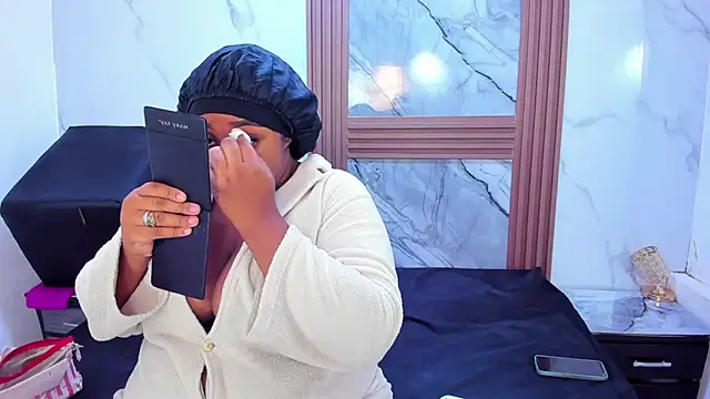 HannyMansonh online show from March 12, 3:24 am