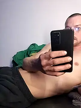 kgltintan online show from December 21, 7:49 pm