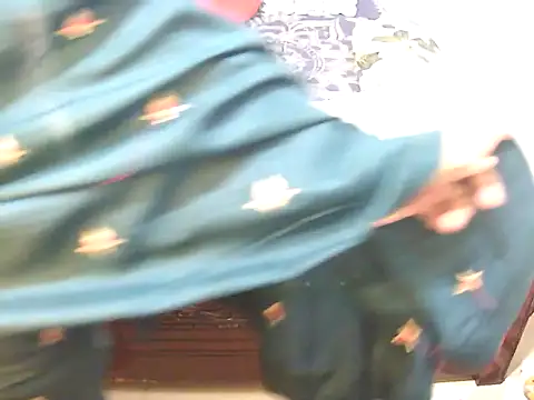 cutebengaligirl online show from January 9, 6:53 pm