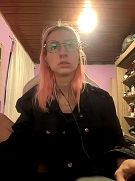 bunnydark00 online show from October 6, 9:56 pm