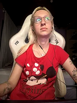 bunnydark00 online show from November 15, 2:53 am