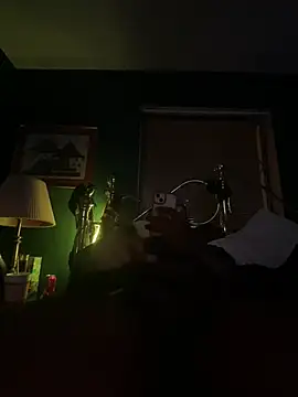 sukisnpaii online show from April 10, 11:04 am