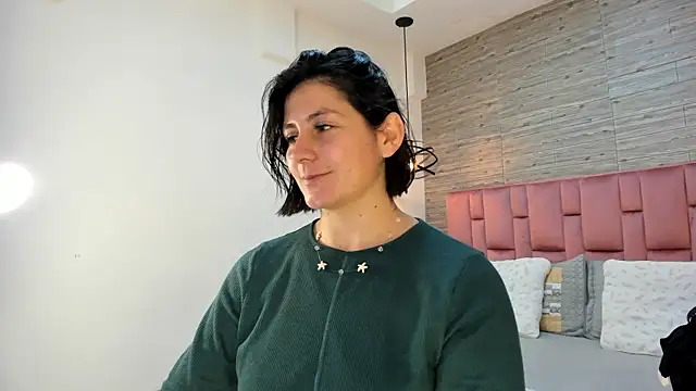 SarahDeyvis online show from February 11, 1:09 pm