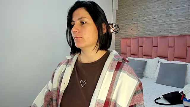 SarahDeyvis online show from March 18, 1:31 pm