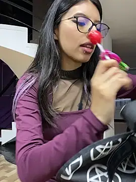 NanaRott online show from February 14, 8:38 pm