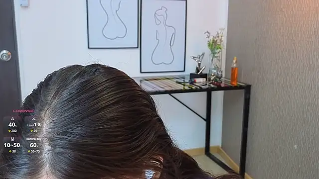Alexa Thaylor  online show from June 7, 4:44 pm